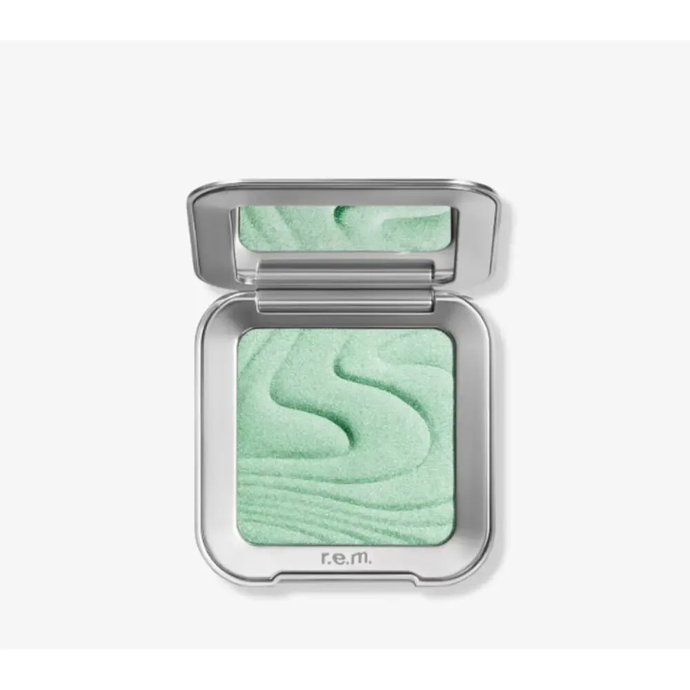 REM Beauty Interstellar Highlighter Topper - Mama Earth NIB